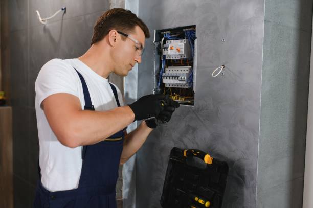 Best Electrical Contractors for Businesses  in Earlham, IA