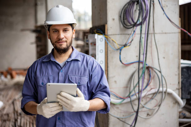 Best Circuit Breaker Repair  in Earlham, IA